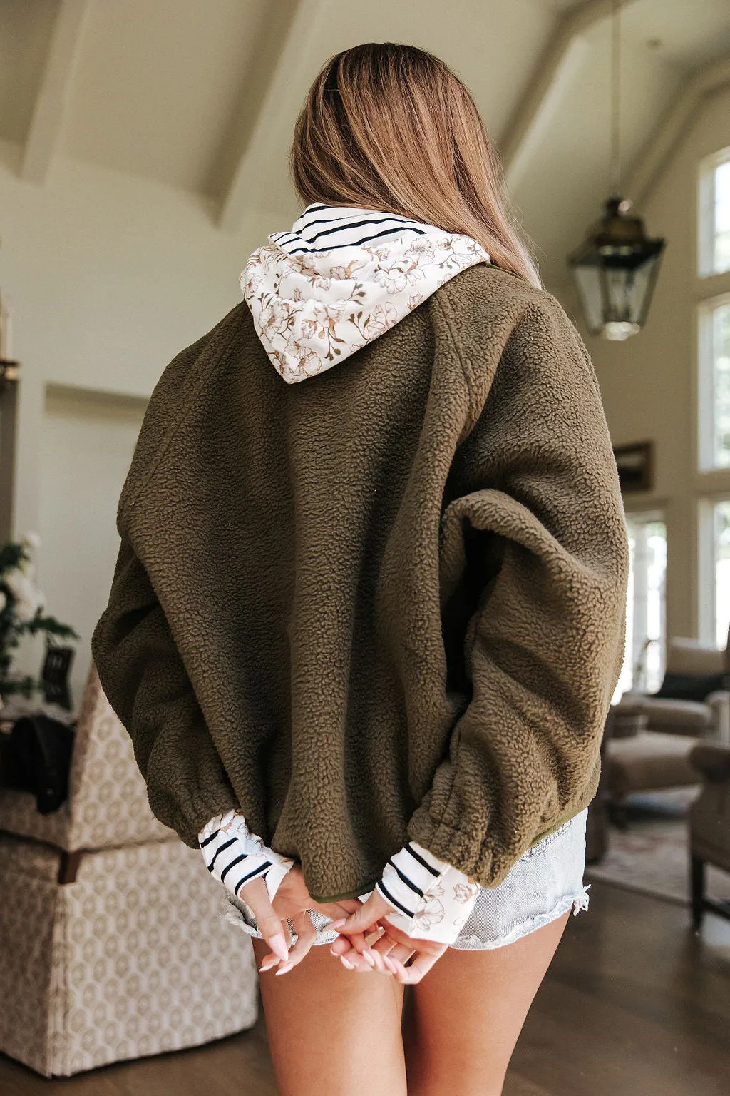 Ampersand Fleece Jacket (Olive)