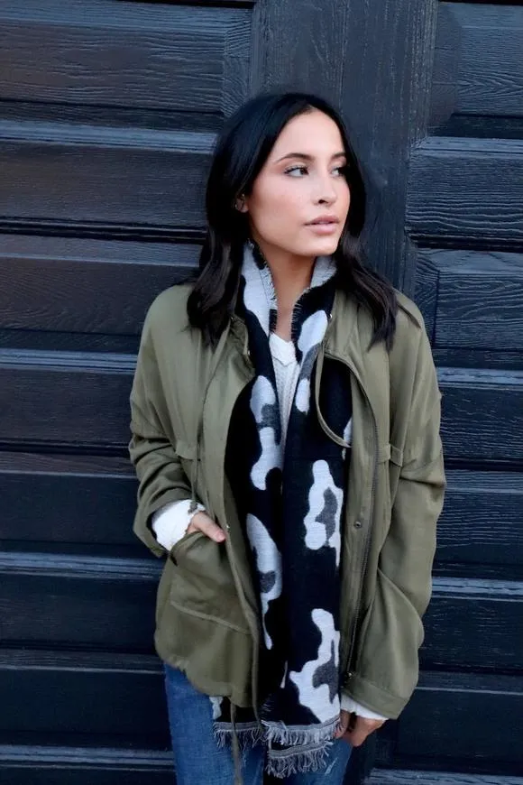Leopard Print Oblong Scarf - Black