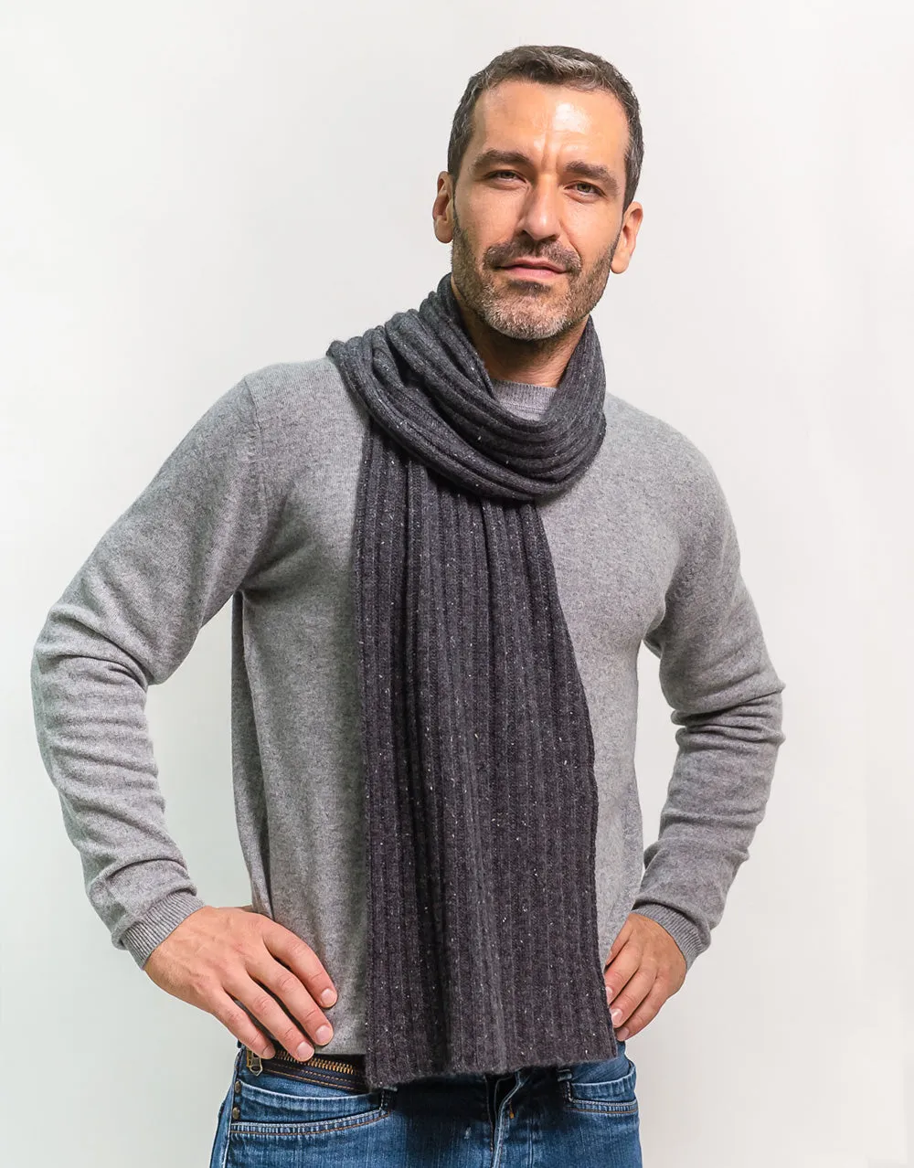 Small-Rib Cashmere Scarf in Shale
