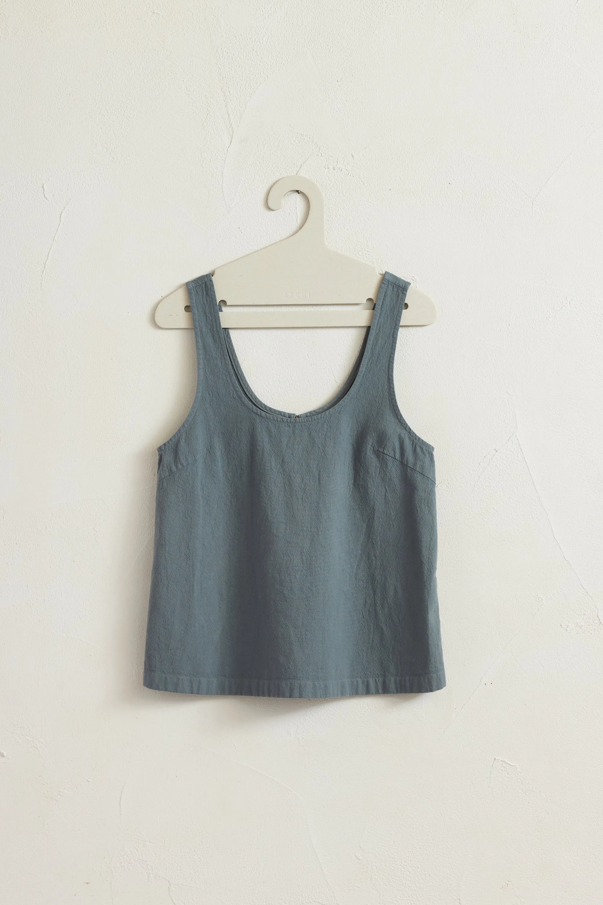 Twill No Sleeve Top