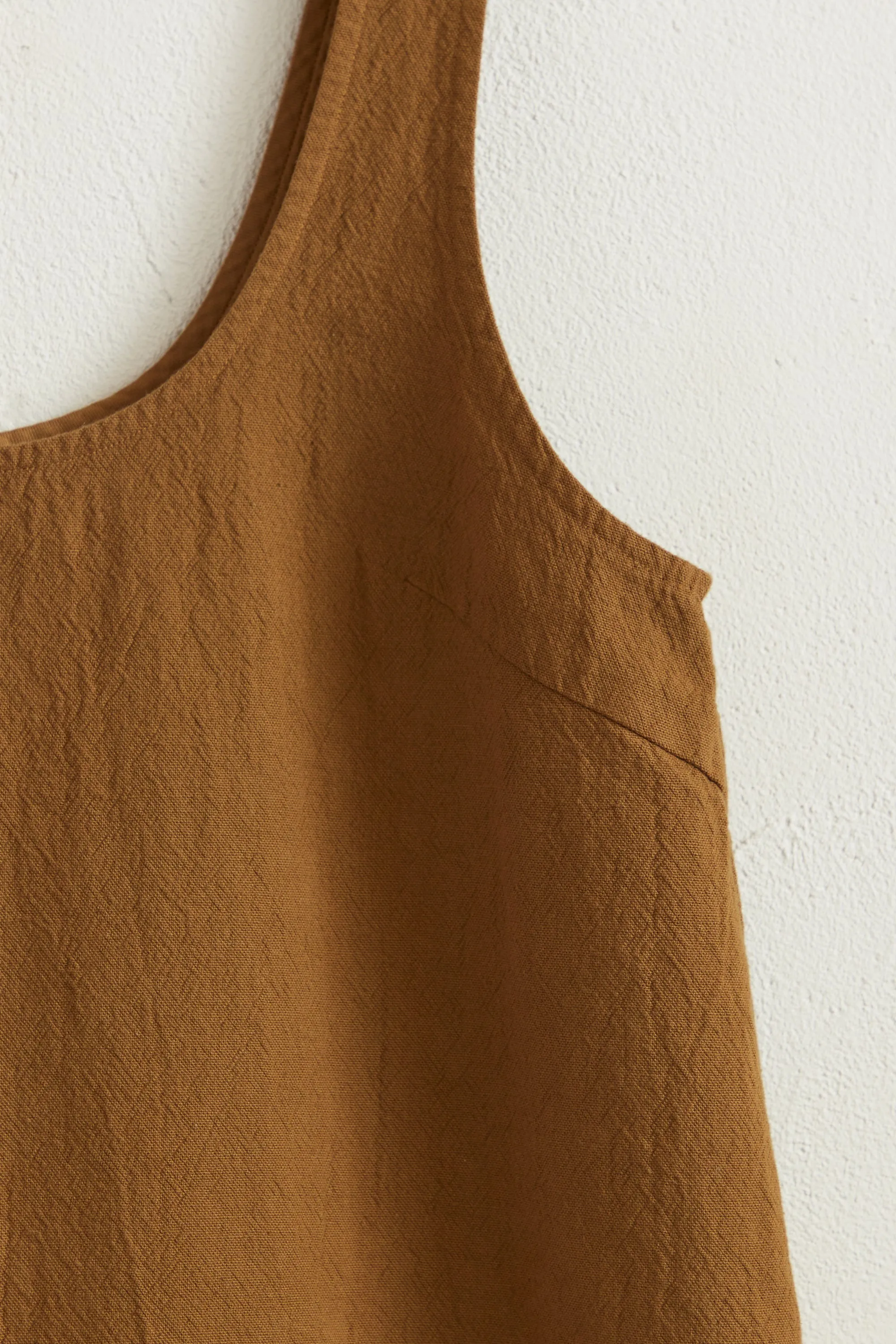 Twill No Sleeve Top