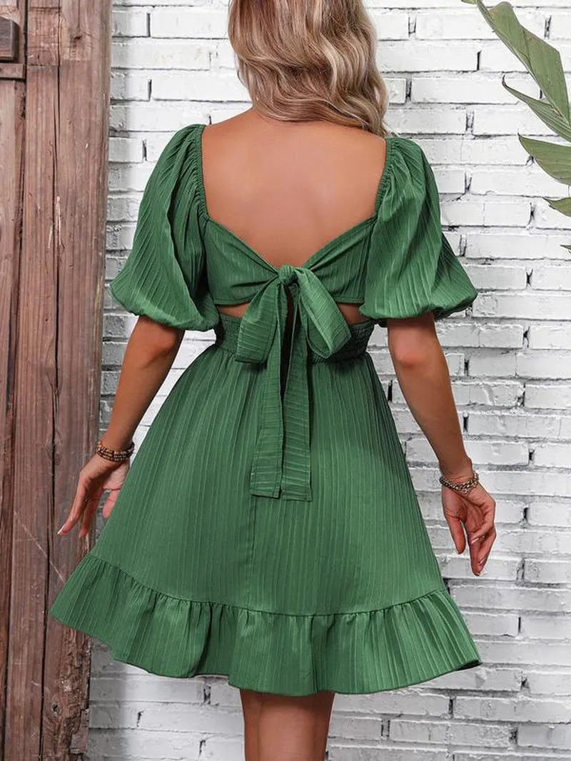 Women'S Puff Sleeve Square Neck Tie Back Shirred A-Line Short Dress, Women'S Summer Clothes, Casual Solid Flared Dresses for Outdoor Beach Vacation Holiday, Comfort Basic Minimalist Womenswear, Summer Outfits 2024
